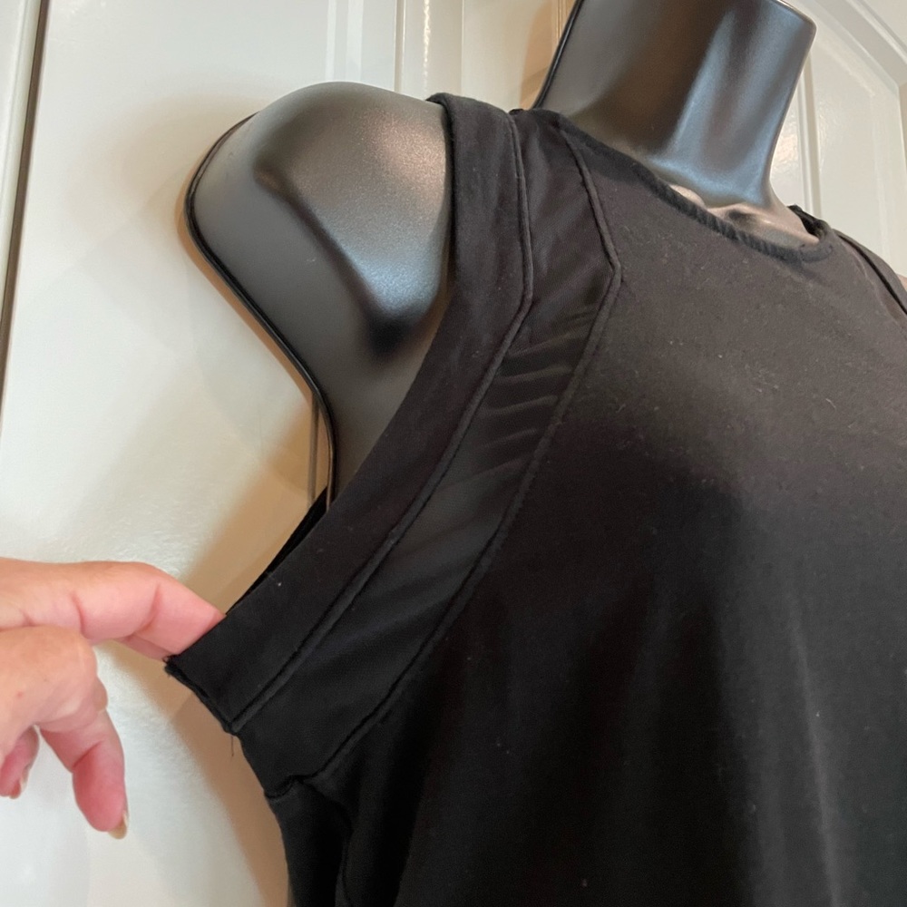 Express Tank Top - Picture 5 of 6